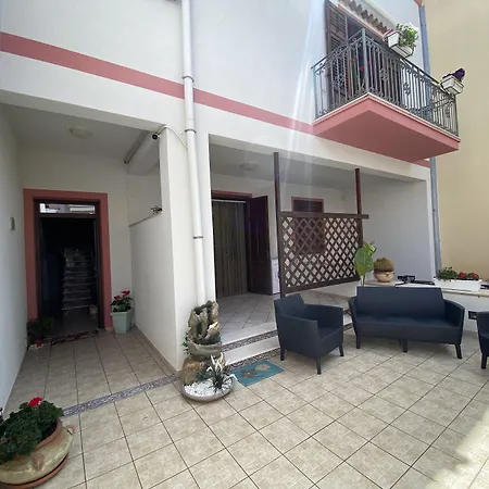 Le Onde Del Mare Bed & Breakfast 4*